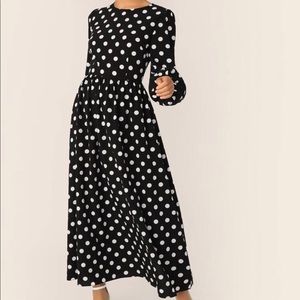 Long sleeve polka dot dress ⚫️⚪️